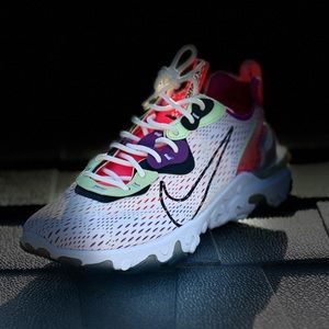 Nike React Vision Size 9.5 LIKE NEW